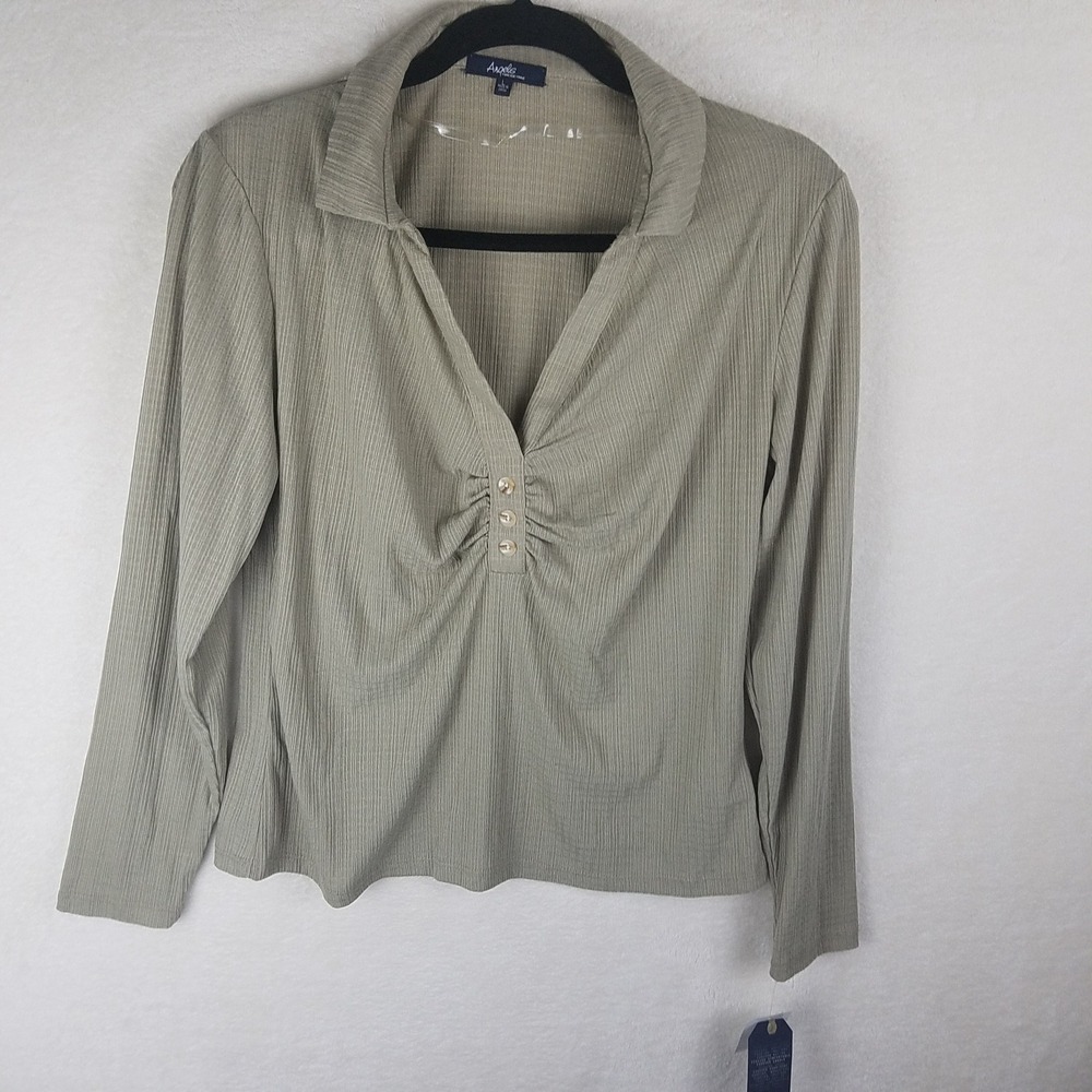 Angels Forever Young Ribbed Top Womens Large Sage Green NEW Ruched V-Neck Collar